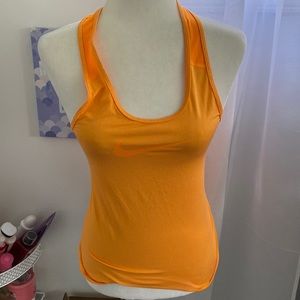 NIKE workout top🧡